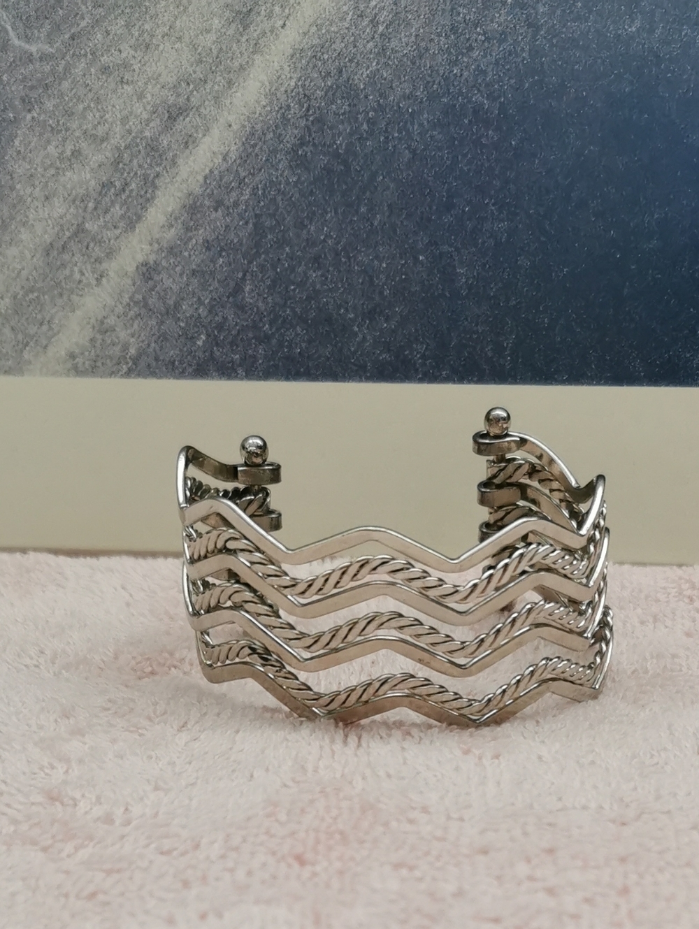 NWOT.Silver Wavy Multi-Row Cuff Bracelet